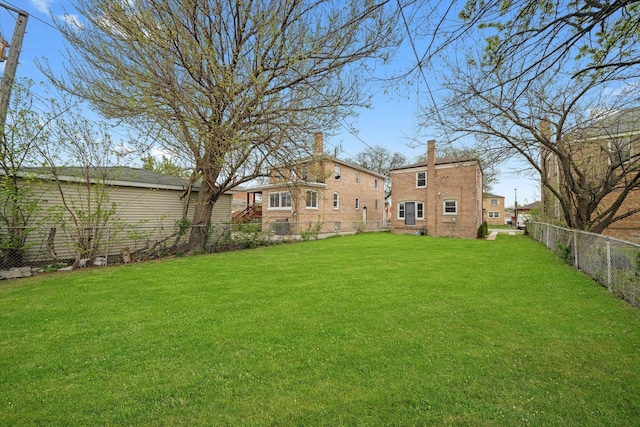 9632 S Yale Ave, Chicago, IL 60628 - view of yard