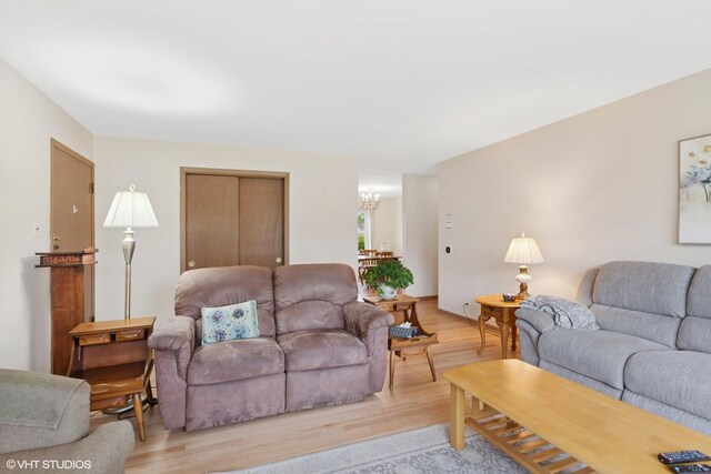 10720 W Cermak Rd, Westchester, IL 60154 - photo 10