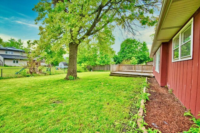 7410 162nd St, Tinley Park, IL 60477 - view of yard featuring a deck