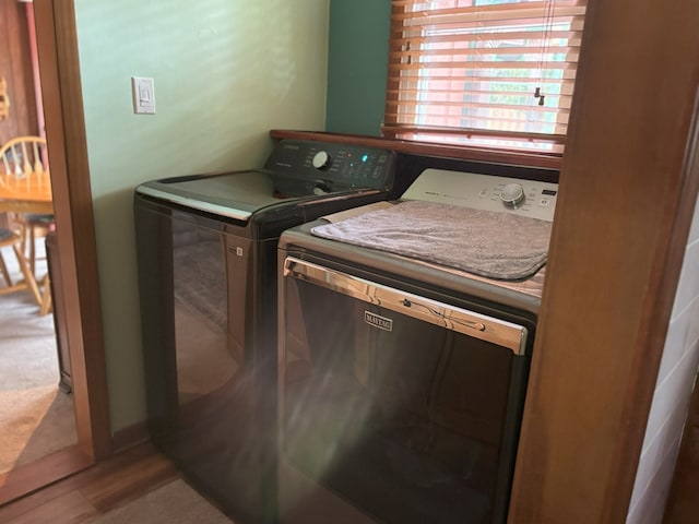 5116 154th St, Oak Forest, IL 60452 - laundry area with washer and dryer