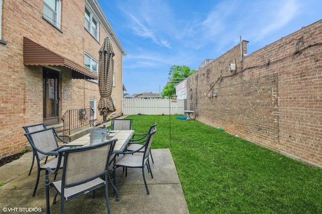 5639 W Montrose Ave, Chicago, IL 60634 - view of patio with outdoor dining area