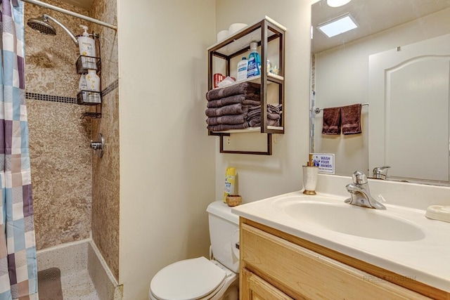 5942 S King Dr Unit 2N, Chicago, IL 60637 - full bathroom with a shower with shower curtain, toilet, and vanity