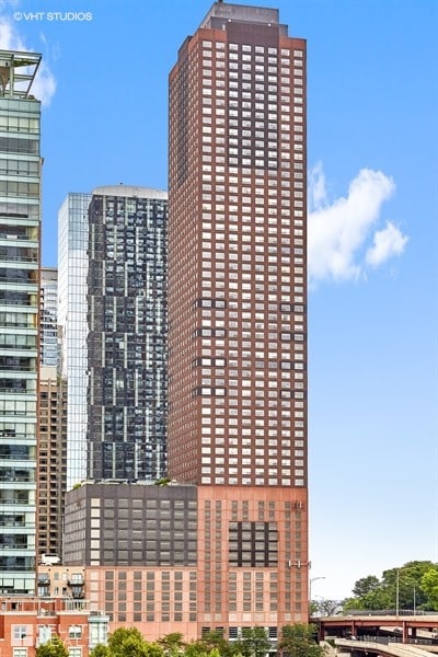 474 N Lake Shore Dr Unit 5306, Chicago, IL 60611 - view of property with a city view