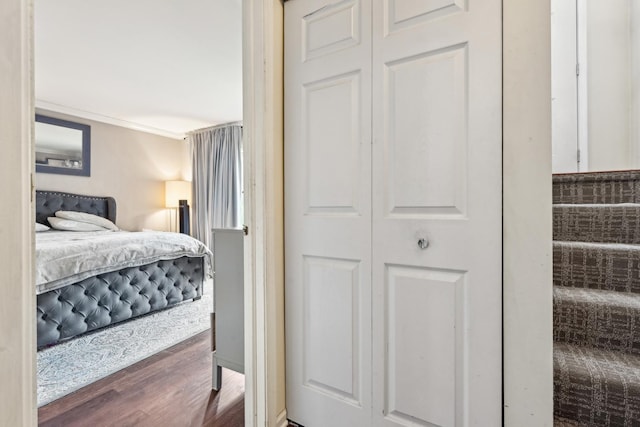 415 Hidden Creek Ln Unit 415, North Aurora, IL 60542 - bedroom featuring wood finished floors