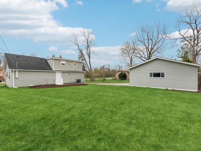 520 W Pheasant Ct, Round Lake Beach, IL 60073 - view of grassy yard