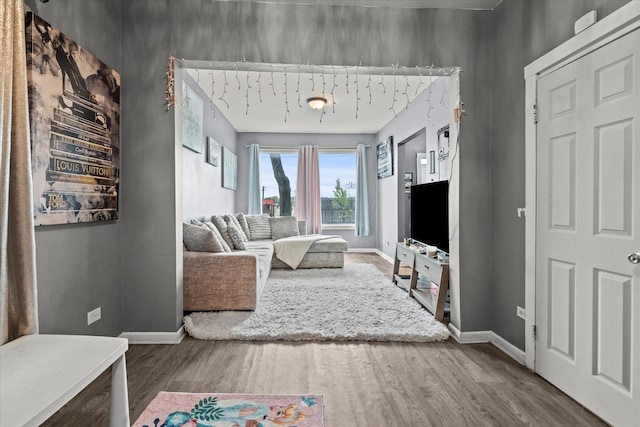 3823 W Wabansia Ave, Chicago, IL 60647 - living area with baseboards and wood finished floors