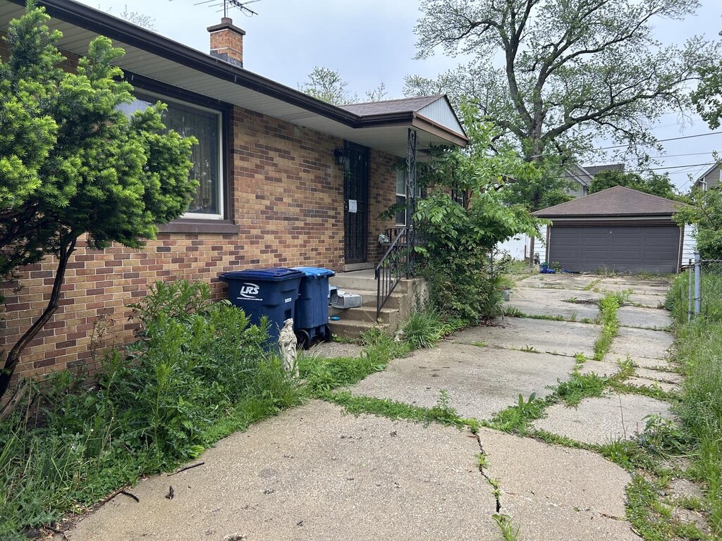 407 N 2nd Ave, Maywood, IL 60153 - photo 2
