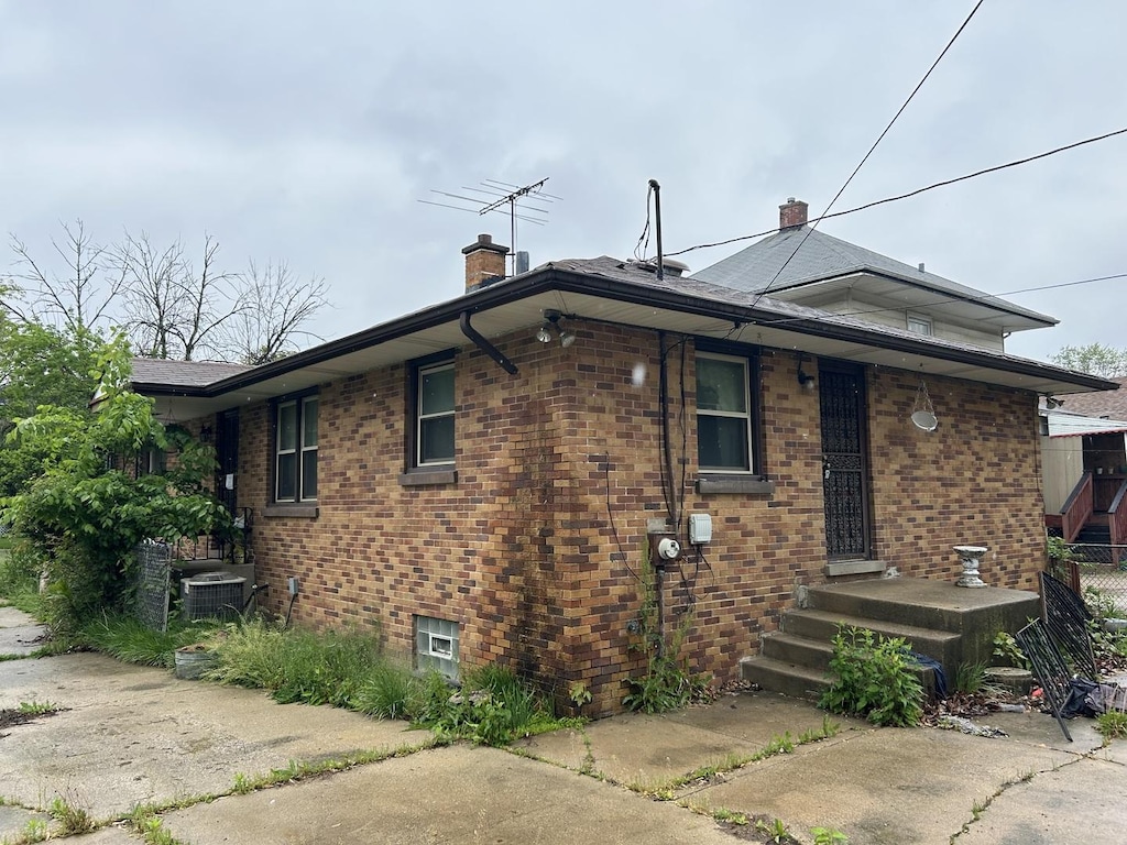 407 N 2nd Ave, Maywood, IL 60153 - photo 3