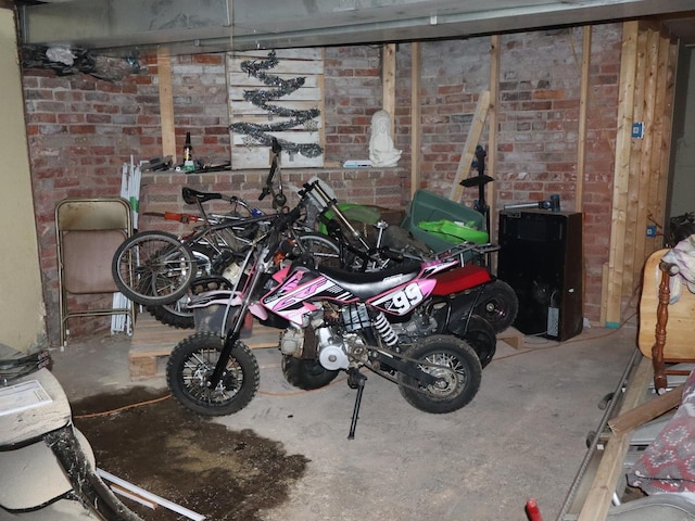 312 S Monroe St, Streator, IL 61364 - view of garage