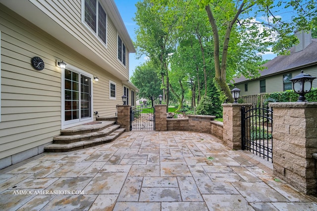 792 Black Walnut Dr, Sugar Grove, IL 60554 - view of patio featuring a gate