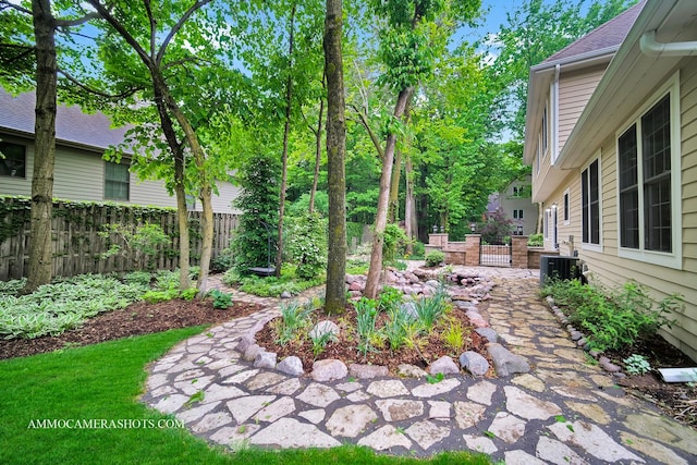 792 Black Walnut Dr, Sugar Grove, IL 60554 - view of yard