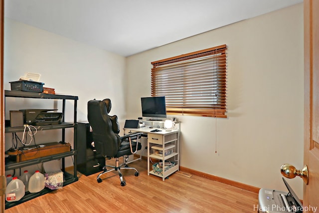 1428 Juneway Ter, Round Lake Beach, IL 60073 - office space with wood finished floors and baseboards