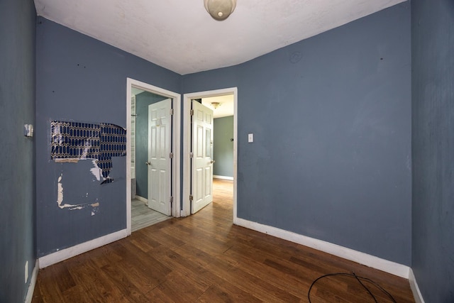 17231 Laflin Ave, East Hazel Crest, IL 60429 - unfurnished room with wood finished floors and baseboards