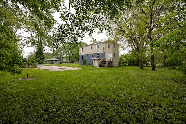 17231 Laflin Ave, East Hazel Crest, IL 60429 - view of green lawn featuring driveway