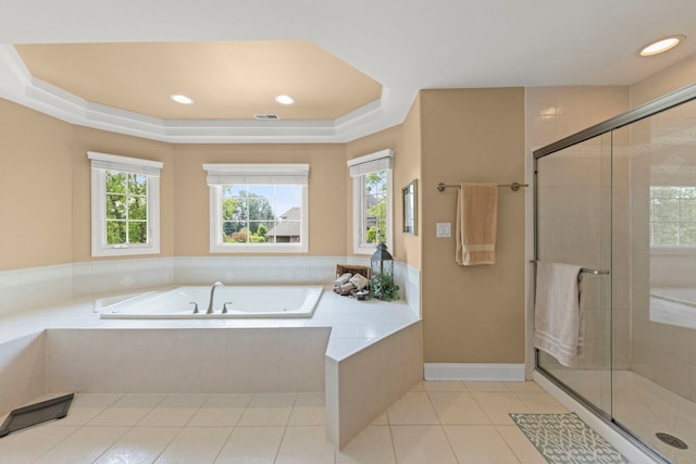 10423 Capistrano Ln, Orland Park, IL 60467 - bathroom featuring a garden tub, healthy amount of natural light, a tray ceiling, and recessed lighting