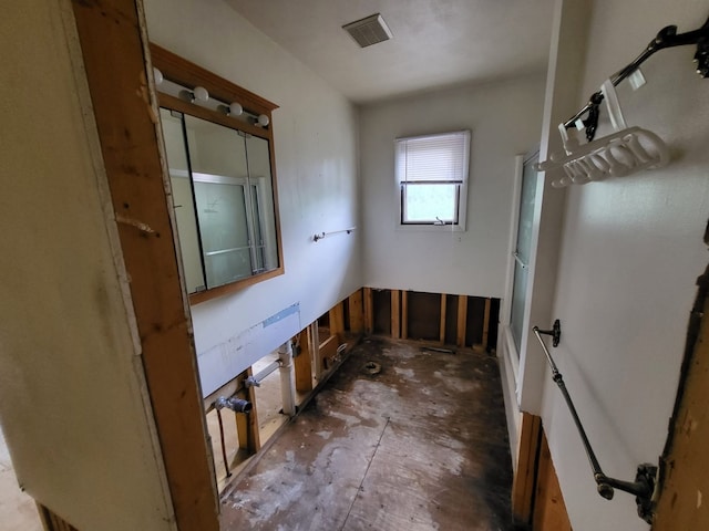 4502 NW Scenic Dr, Peoria, IL 61615 - view of bathroom