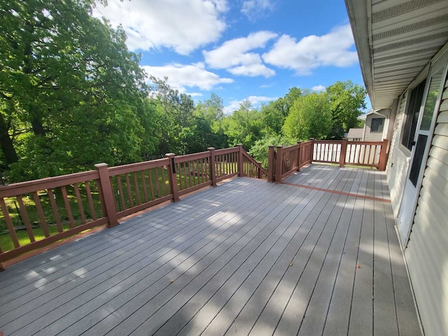 4502 NW Scenic Dr, Peoria, IL 61615 - view of deck
