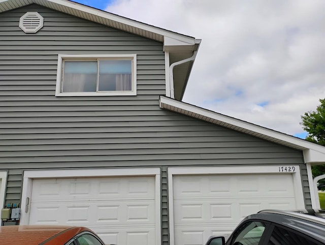 17429 W Chestnut Ln, Gurnee, IL 60031 - garage featuring driveway