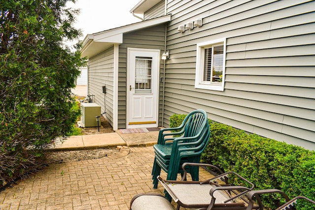 17429 W Chestnut Ln, Gurnee, IL 60031 - view of patio / terrace