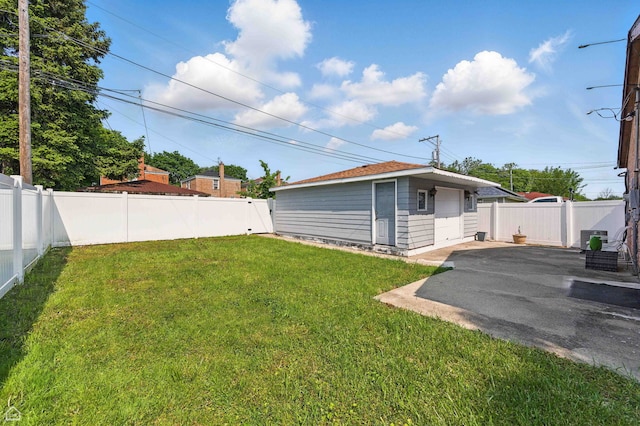 9620 S Sangamon St, Chicago, IL 60643 - view of yard featuring a patio, central AC unit, and an outdoor structure