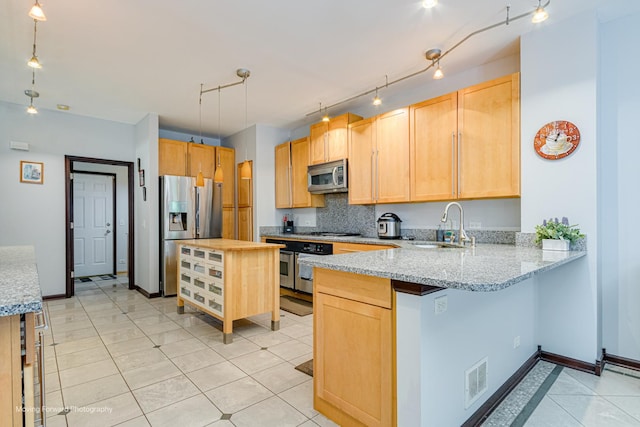 227 Westminster Dr, Bloomingdale, IL 60108 - photo 8