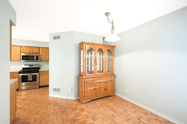 876 Dandridge Ct, Elgin, IL 60120 - dining space featuring baseboards