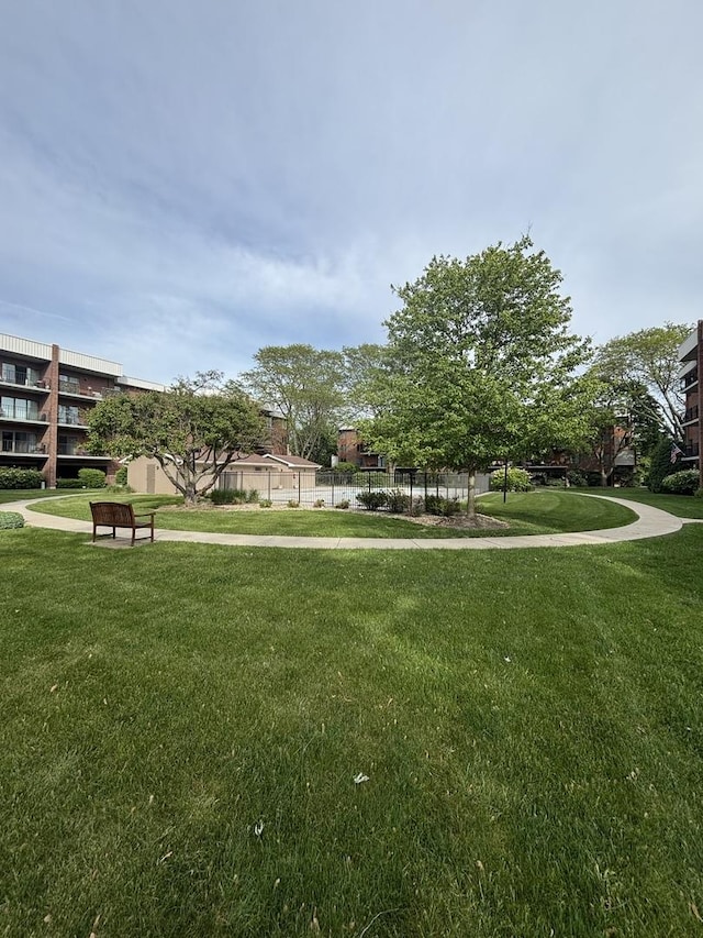 6525 Main St Unit 204, Downers Grove, IL 60516 - view of home's community