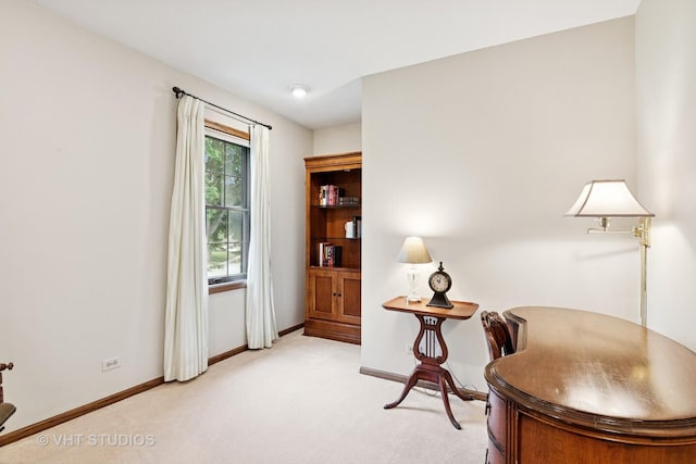 1965 Jamestown Ln, Elgin, IL 60123 - living area featuring light carpet and baseboards