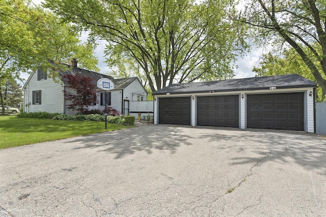 990 Magnolia Ave, Gurnee, IL 60031 - view of detached garage