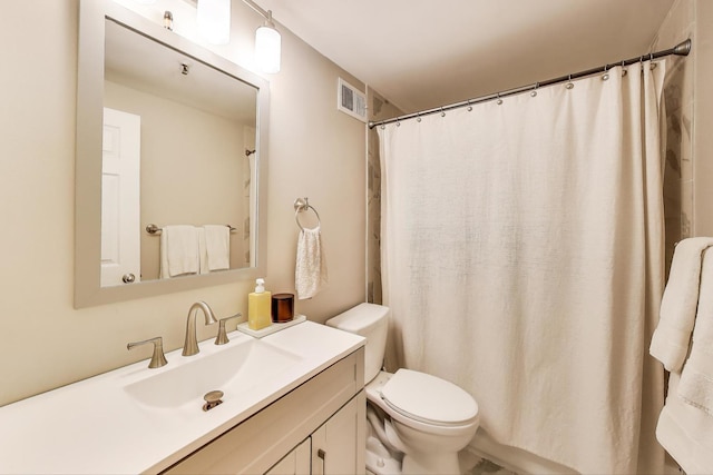 525 N Halsted St Unit 409, Chicago, IL 60642 - full bath with vanity, toilet, and a shower with shower curtain