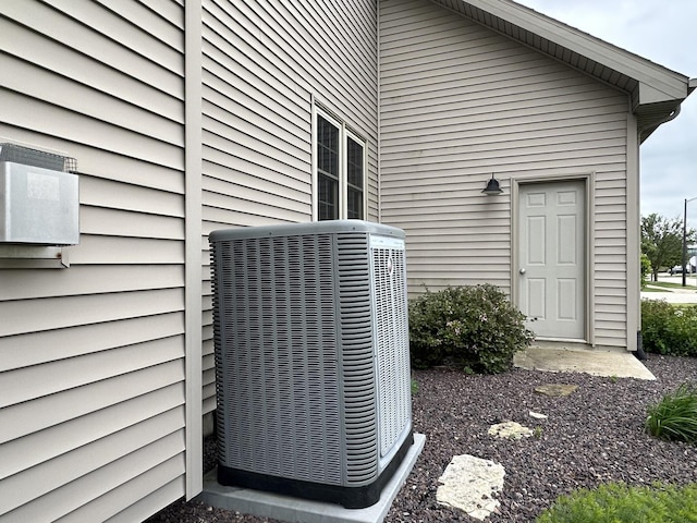 445 Spring Park Loop, Bourbonnais, IL 60914 - exterior view of cooling unit