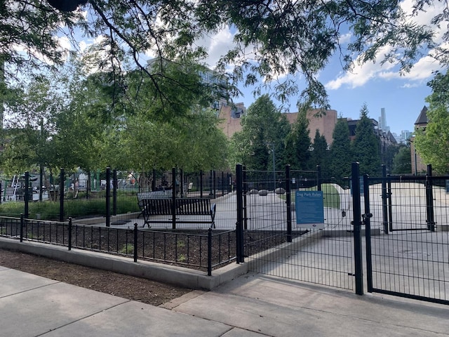 335 E Cullerton St, Chicago, IL 60616 - view of gate