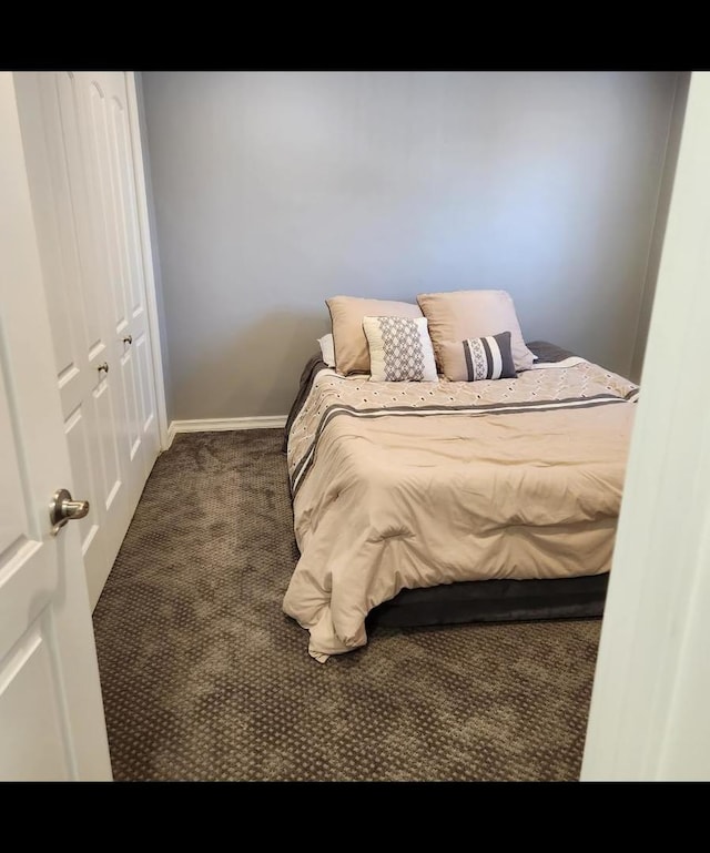 720 N Western Ave Unit 10, Park Ridge, IL 60068 - carpeted bedroom featuring a closet and baseboards