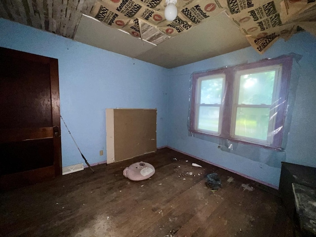 103 W 2nd St, Broadlands, IL 61816 - view of empty room