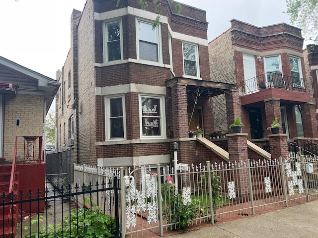 932 N Ridgeway Ave, Chicago, IL 60651 - photo 3