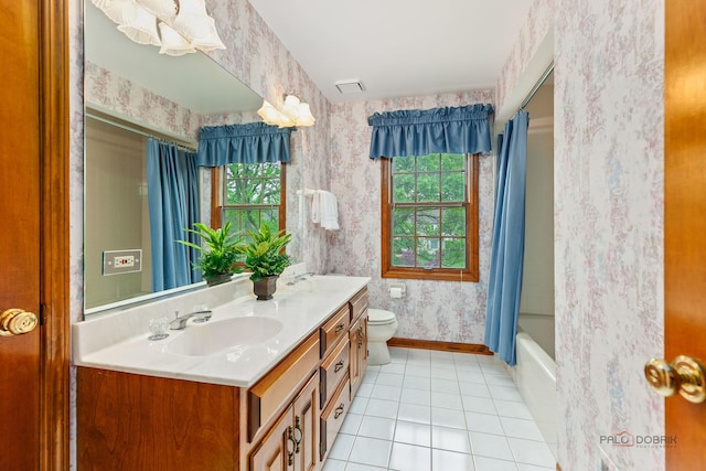 2872 Whispering Oaks Ct, Buffalo Grove, IL 60089 - full bath featuring wallpapered walls, double vanity, tile patterned flooring, toilet, and baseboards