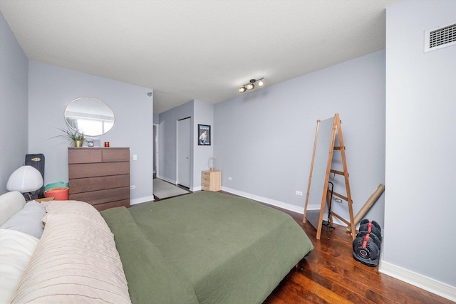 512 N Mcclurg Ct Unit 705, Chicago, IL 60611 - bedroom with wood finished floors and baseboards