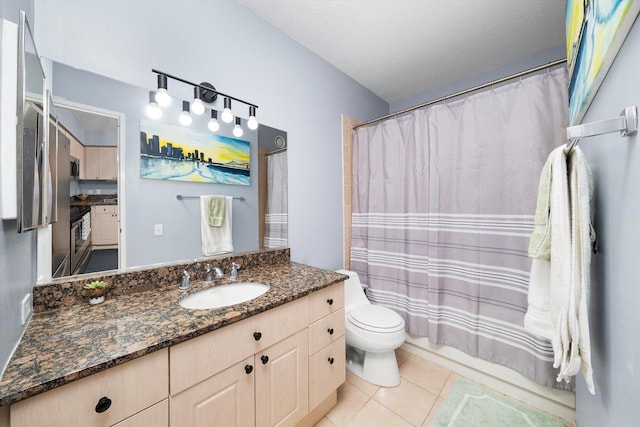 512 N Mcclurg Ct Unit 705, Chicago, IL 60611 - full bath featuring vanity, tile patterned flooring, and curtained shower