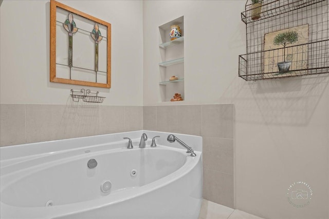 705 Meadows Rd, Geneva, IL 60134 - bathroom with a jetted tub