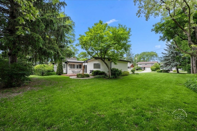 705 Meadows Rd, Geneva, IL 60134 - view of green lawn