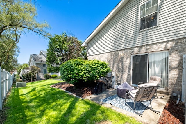 5239 Diamond Dr Unit B, Oak Forest, IL 60452 - view of yard featuring a patio