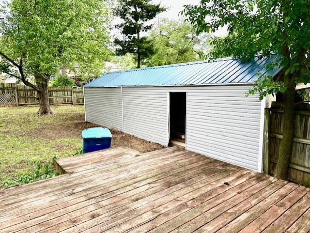 913 Academy St, Dixon, IL 61021 - deck featuring an outdoor structure