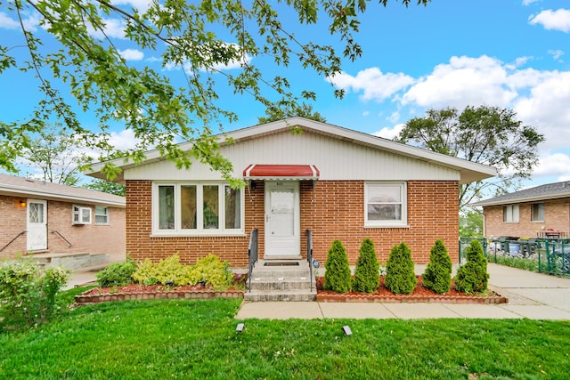 805 Highland Ave, Thornton, IL 60476 - bungalow with brick siding