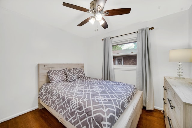 805 Highland Ave, Thornton, IL 60476 - bedroom featuring baseboards, wood finished floors, and a ceiling fan