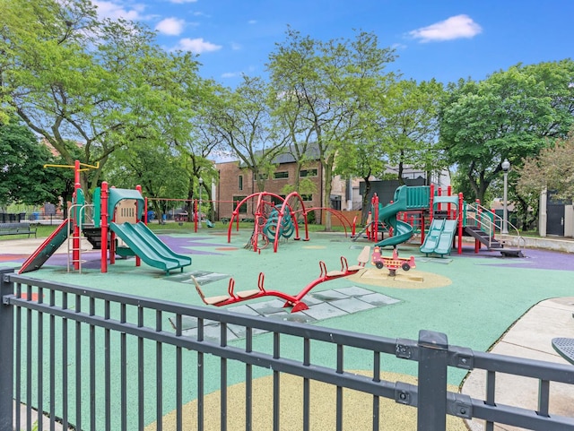 1707 S Jefferson St Unit 1, Chicago, IL 60616 - view of community play area