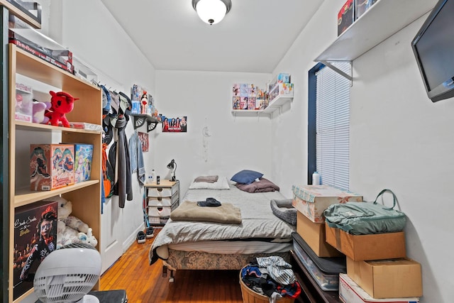 4512 S Fairfield Ave, Chicago, IL 60632 - bedroom featuring wood finished floors
