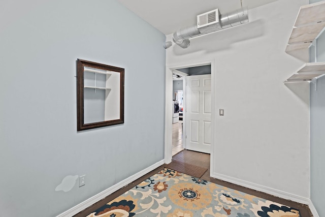 4512 S Fairfield Ave, Chicago, IL 60632 - entrance foyer featuring wood finished floors and baseboards