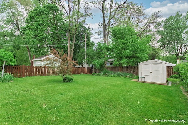 2618 Kashmiri Ave, Mchenry, IL 60050 - view of yard