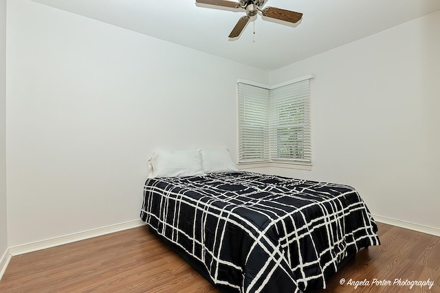 2618 Kashmiri Ave, Mchenry, IL 60050 - bedroom featuring wood finished floors, baseboards, and a ceiling fan