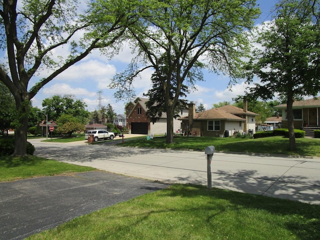 786 N Van Auken St, Elmhurst, IL 60126 - view of road